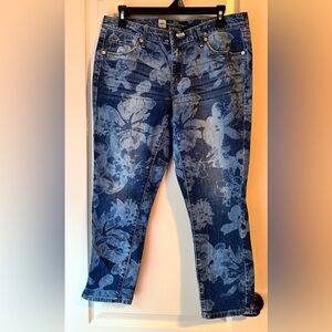 Missio Denim Jeans with Flowers Size 10
Skinny Crop